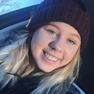 Meet your Posher, Jenna